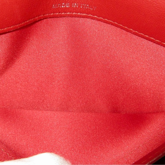 Chanel Wallet - Picture 16 of 17